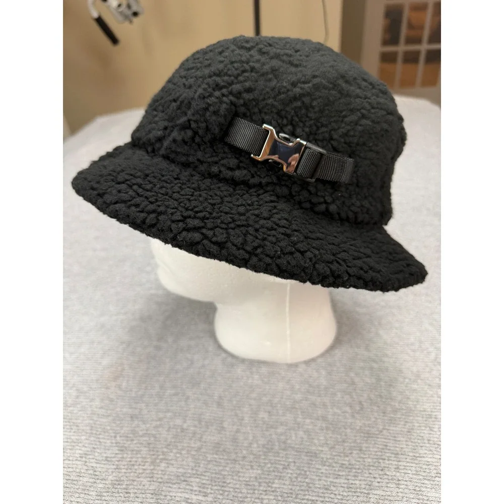 Lululemon Textured Fleece Bucket Hat Hat Black Buckle S/M